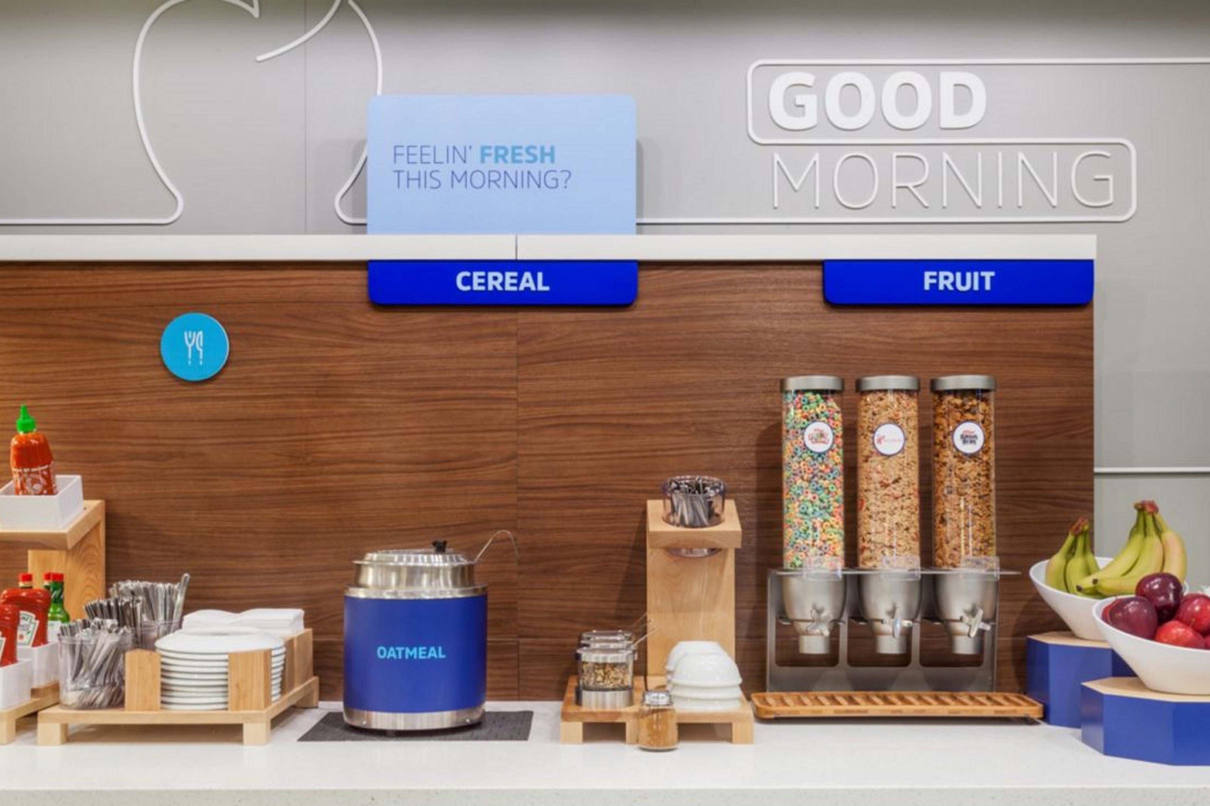 Holiday Inn Express Hastings By Ihg Exteriör bild