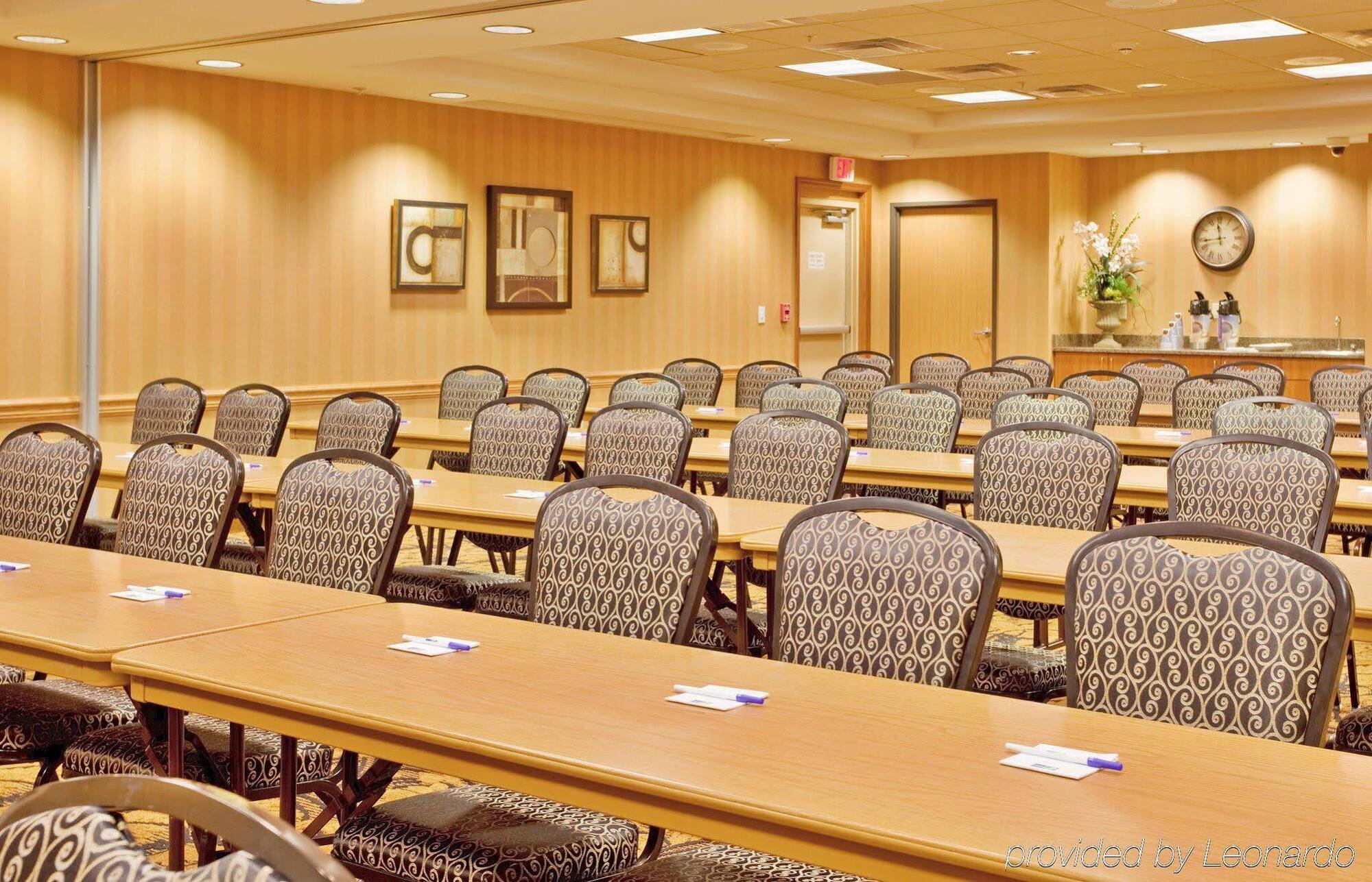 Holiday Inn Express Hastings By Ihg Exteriör bild